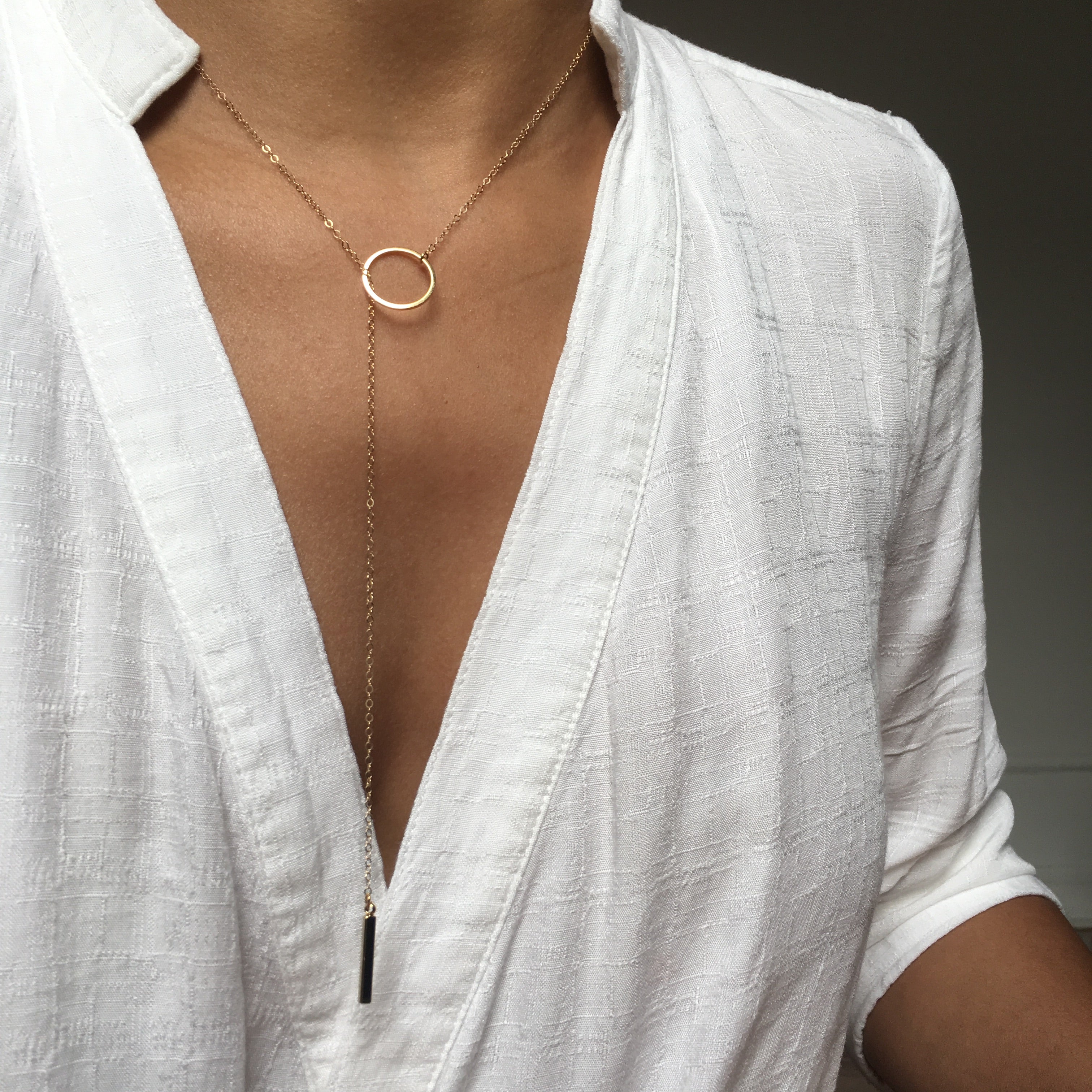 Cirlce & Bar Lariat Necklace