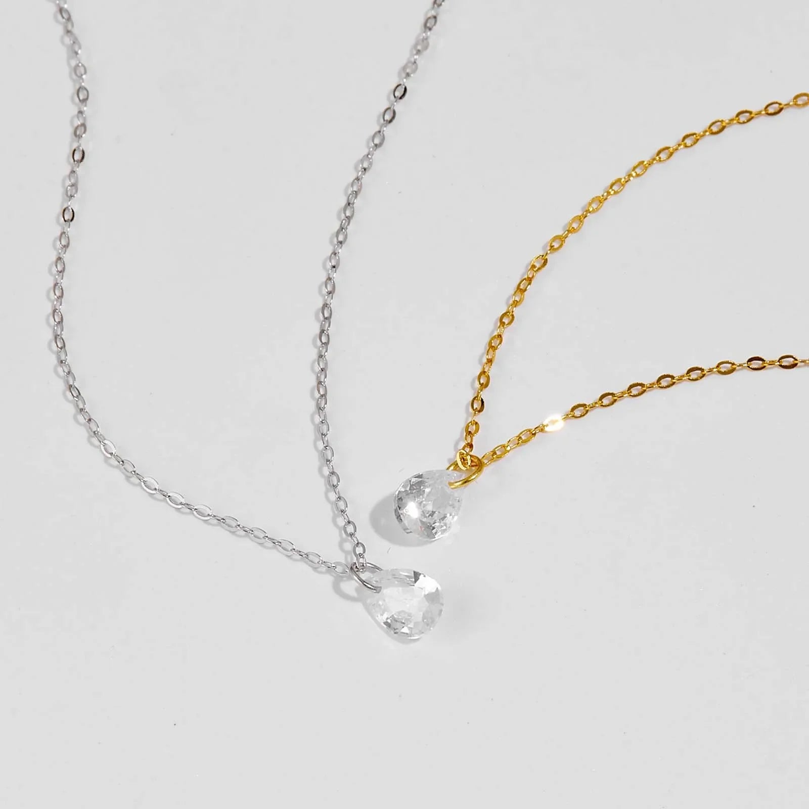 Floating Shiny Waterdrop Pendant Necklace