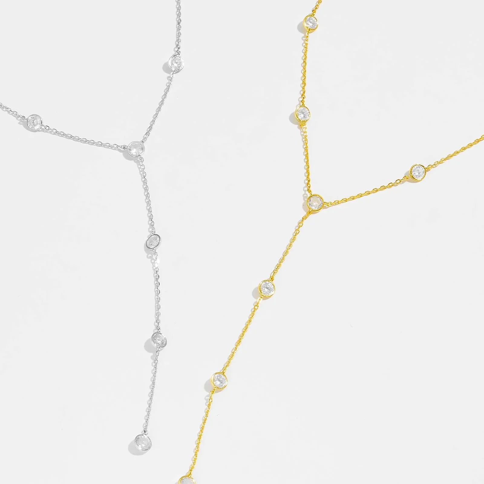 Shiny Dots Station Y Necklace