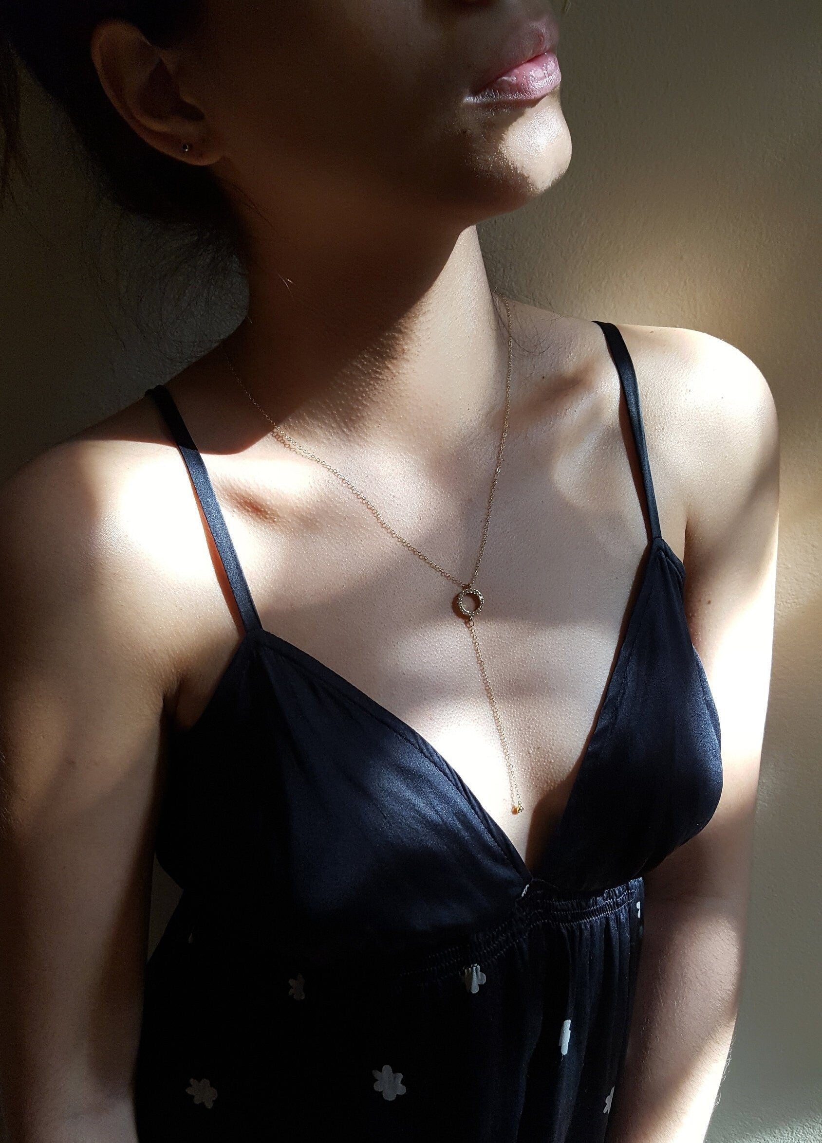 Shiny Circle Y Necklace